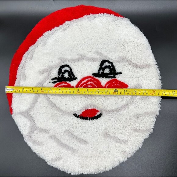 Vintage Christmas Decor Santa Claus Toilet Seat Cover Kitschy Shag Carpet Retro - Picture 7 of 7